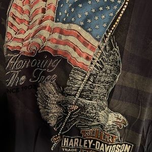Harley Davidson eagle holding the American flag size 1XL